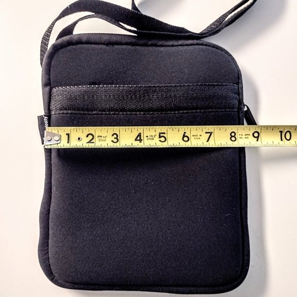 Polaroid Z-Stand Folio Cover & Travelocity Bag ~ Holds Max 10.25" x 6.25" Tablet - Picture 14 of 16